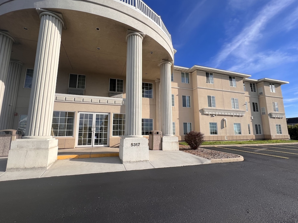 mainstay suites madison airport