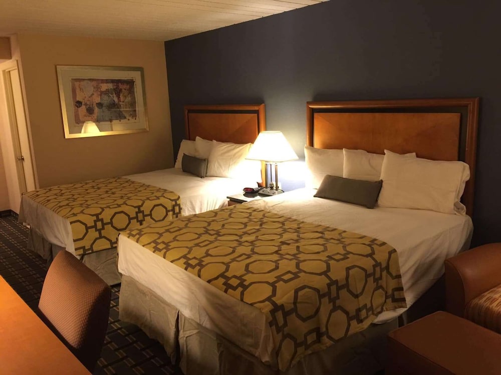 baymont by wyndham knoxville i 75