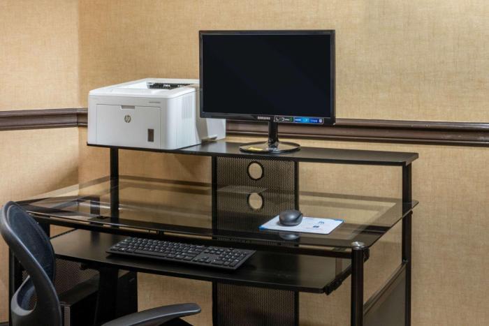 baymont by wyndham knoxville i 75