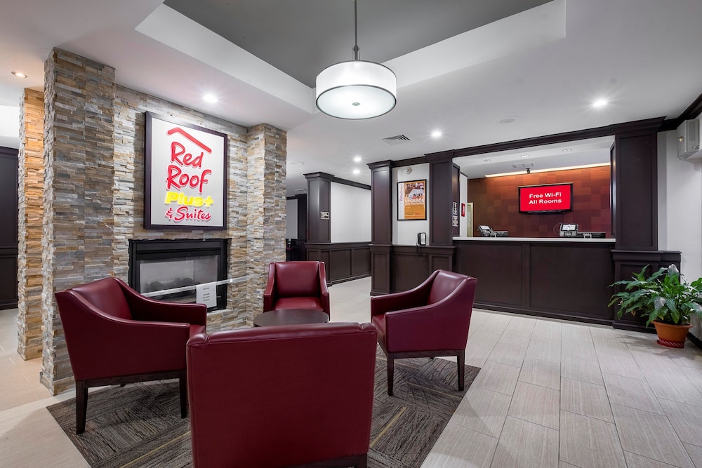 red roof inn plus and suites knoxville west cedar bluff