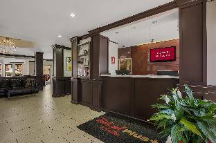 red roof inn plus and suites knoxville west cedar bluff