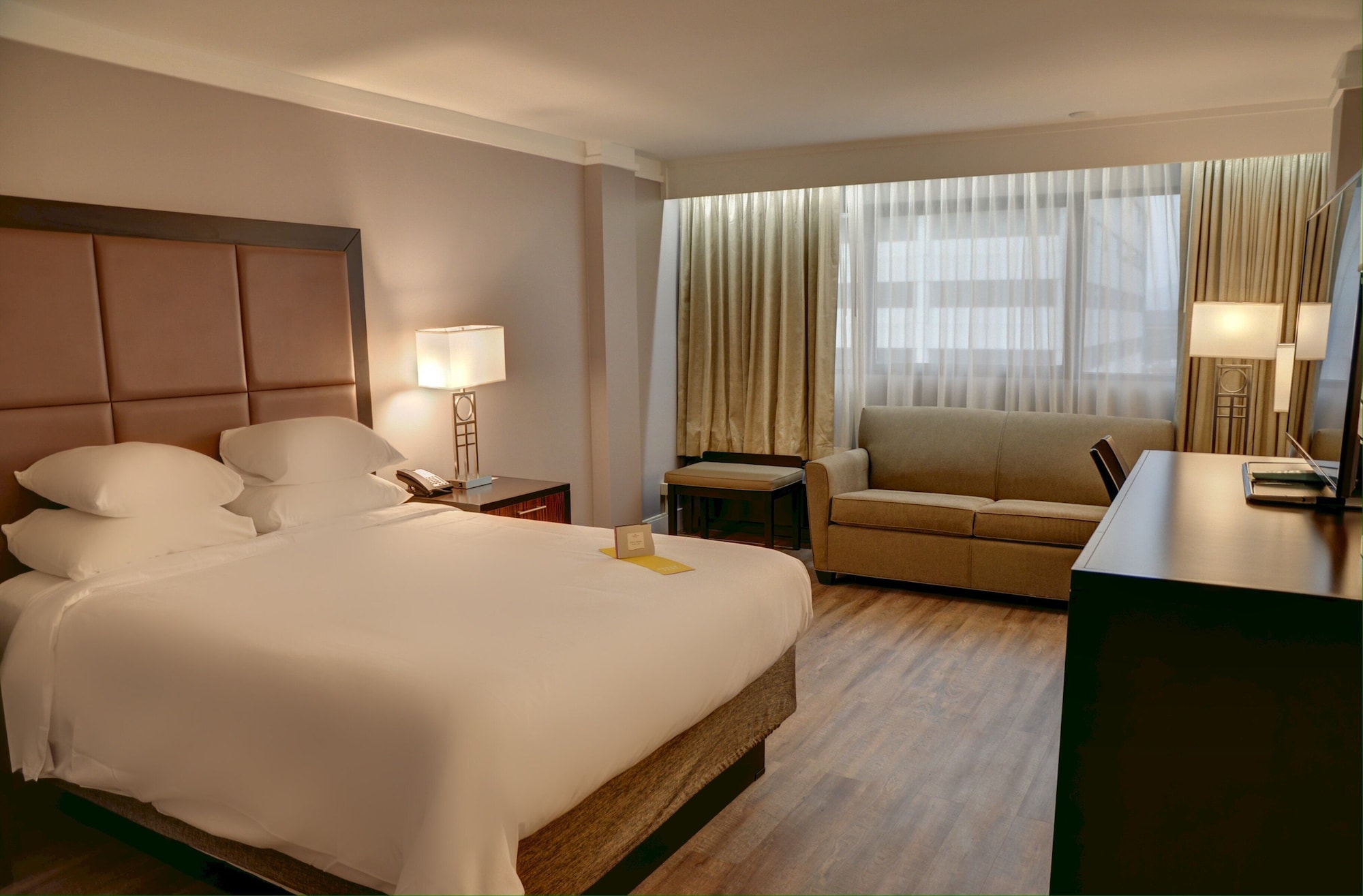 crowne plaza knoxville downtown university by ihg