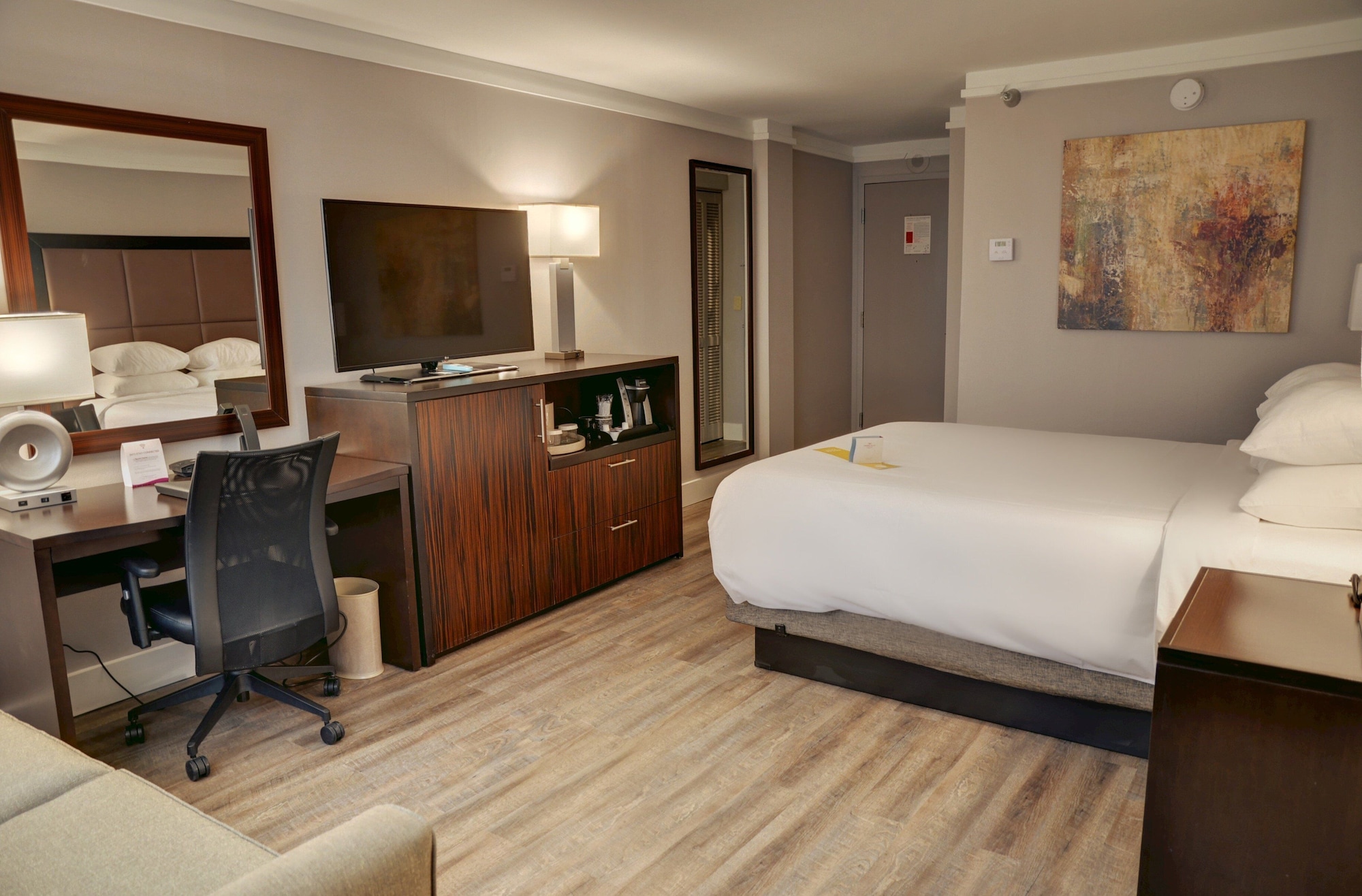 crowne plaza knoxville downtown university by ihg
