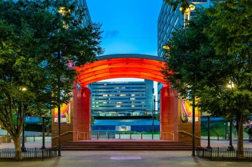crowne plaza knoxville downtown university by ihg