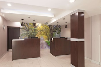 La Quinta Inn & Suites By Wyndham Knoxville North I-75,Powell>>Knoxville,3 star