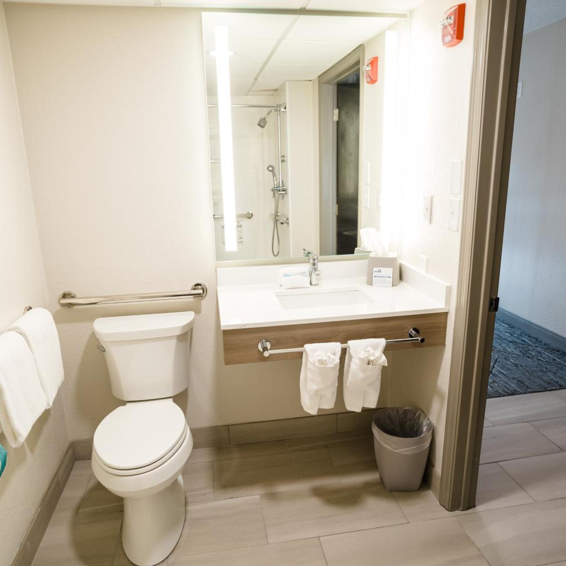 holiday inn express and suites knoxville north i 75 exit 112 by ihg