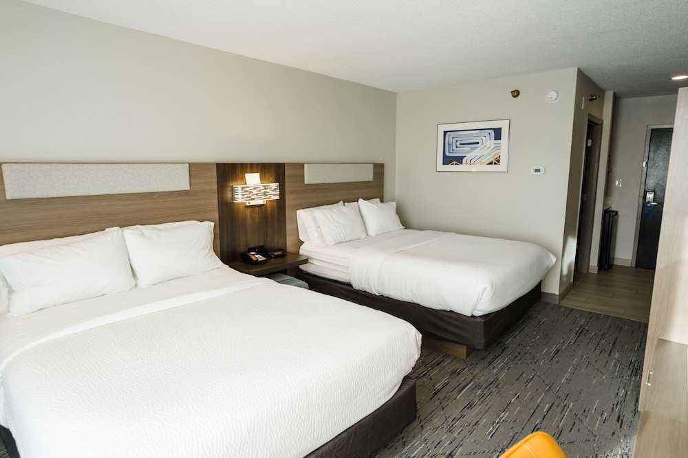 holiday inn express and suites knoxville north i 75 exit 112 by ihg