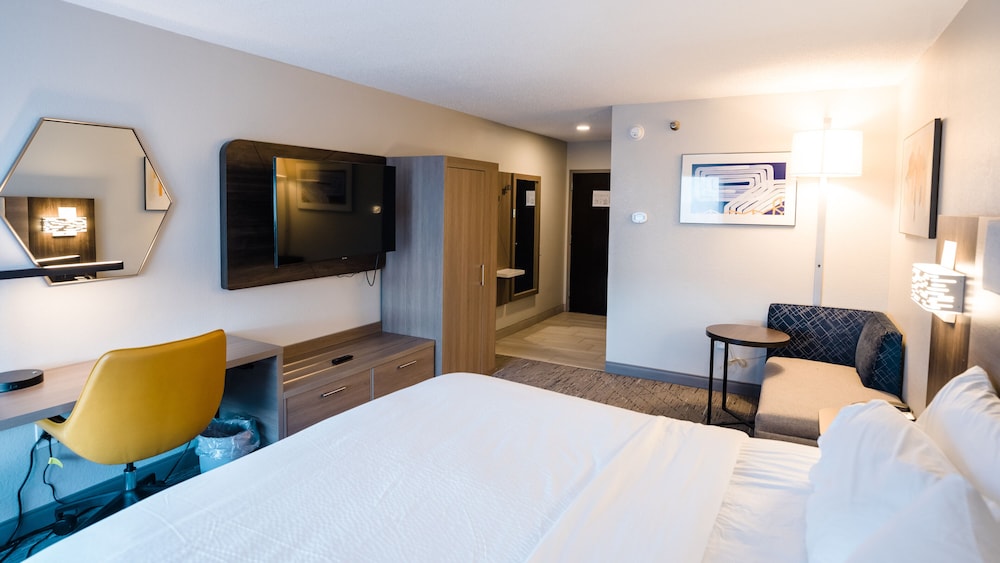 holiday inn express and suites knoxville north i 75 exit 112 by ihg