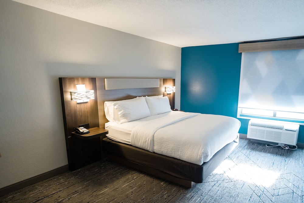 holiday inn express and suites knoxville north i 75 exit 112 by ihg