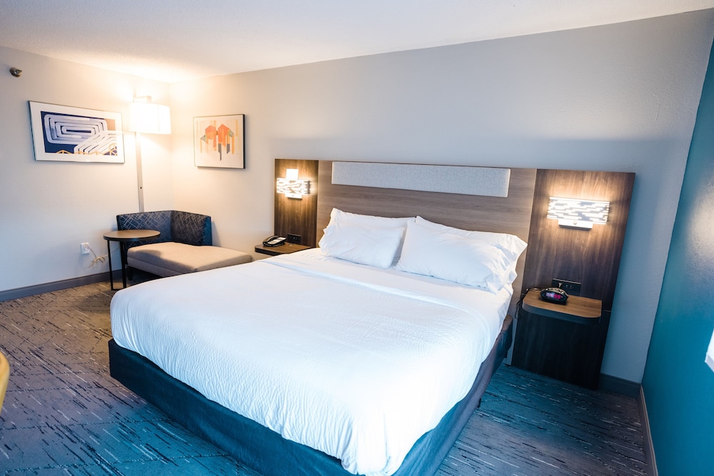 holiday inn express and suites knoxville north i 75 exit 112 by ihg