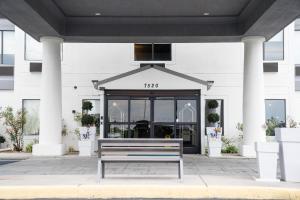 holiday inn express and suites knoxville north i 75 exit 112 by ihg