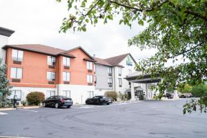 holiday inn express and suites knoxville north i 75 exit 112 by ihg