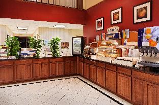 holiday inn express and suites knoxville north i 75 exit 112 by ihg