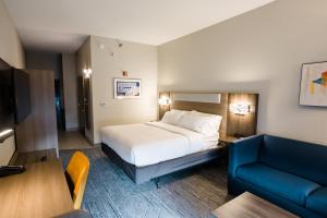 holiday inn express and suites knoxville north i 75 exit 112 by ihg