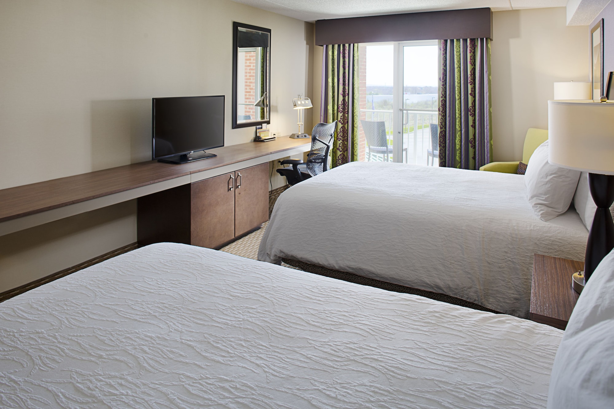 hilton garden inn hartford north bradley intl airport