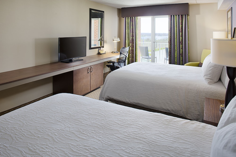 hilton garden inn hartford north bradley intl airport