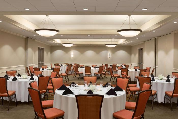 doubletree by hilton hartford bradley airport