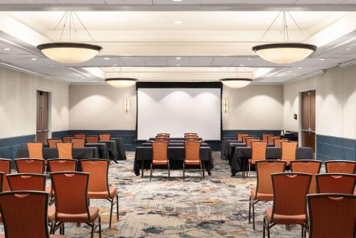 doubletree by hilton hartford bradley airport