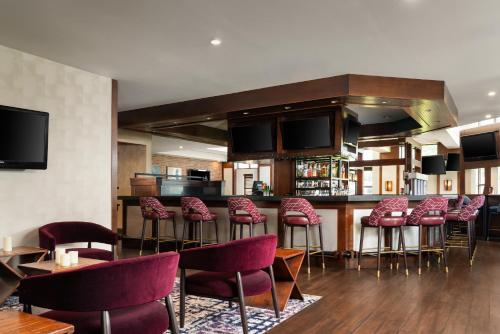 doubletree by hilton hartford bradley airport