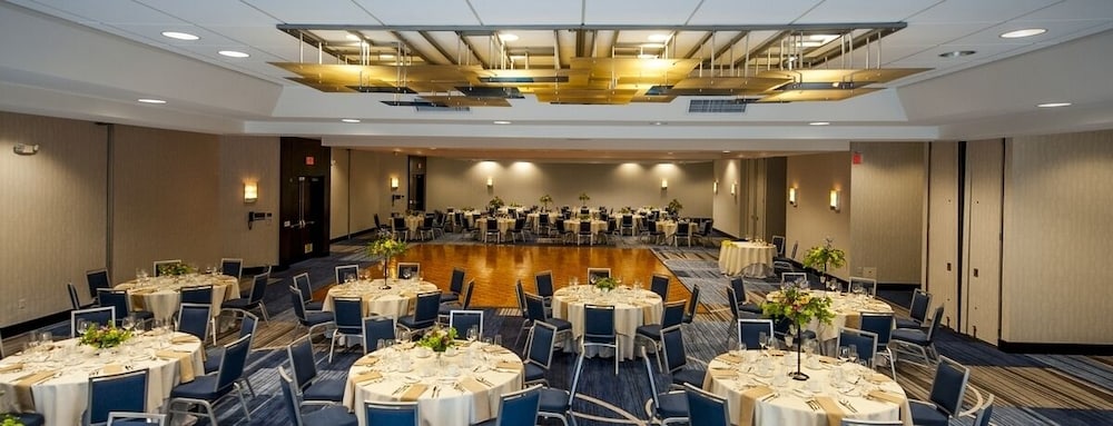 doubletree by hilton hotel bristol connecticut