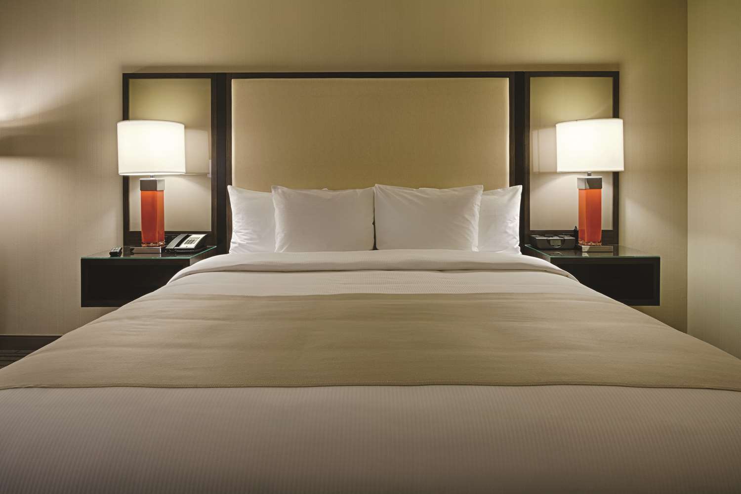 doubletree by hilton hotel bristol connecticut