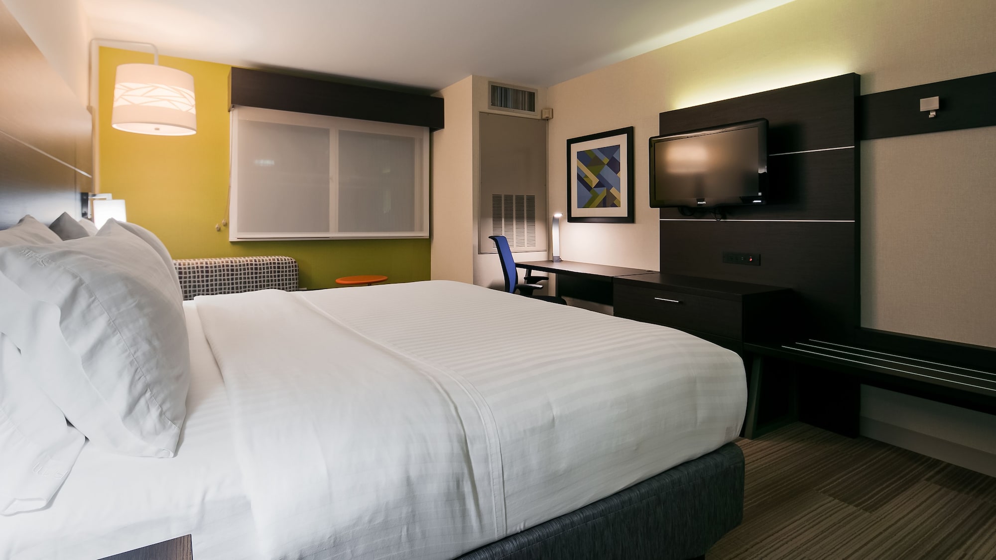 holiday inn express and suites everett by ihg