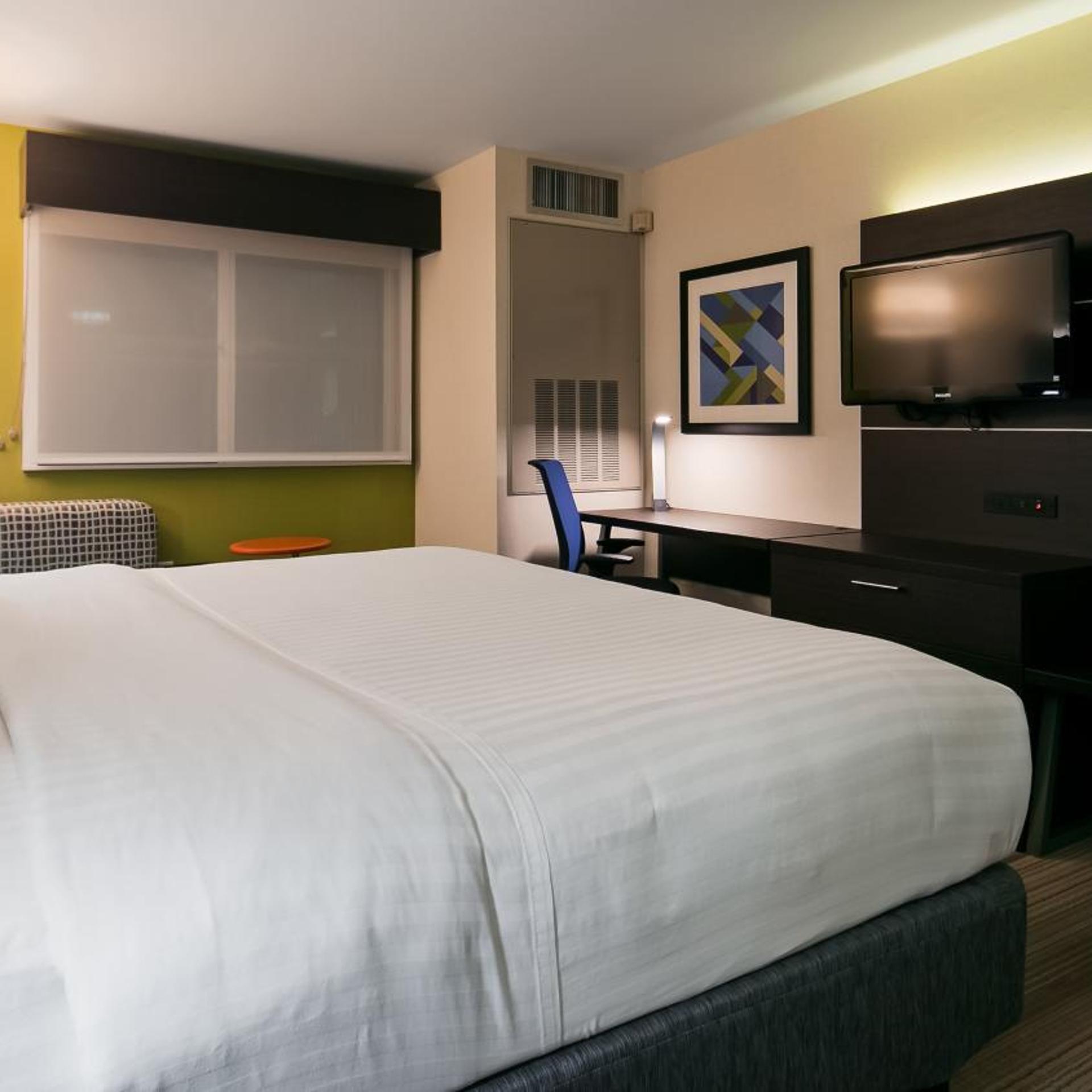 holiday inn express and suites everett by ihg
