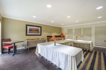 extended stay america suites seattle everett silverlake