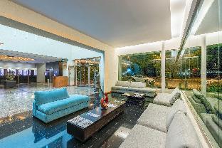 holiday inn select guadalajara by ihg