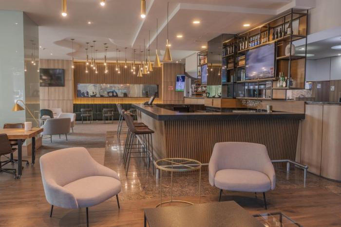 holiday inn select guadalajara by ihg
