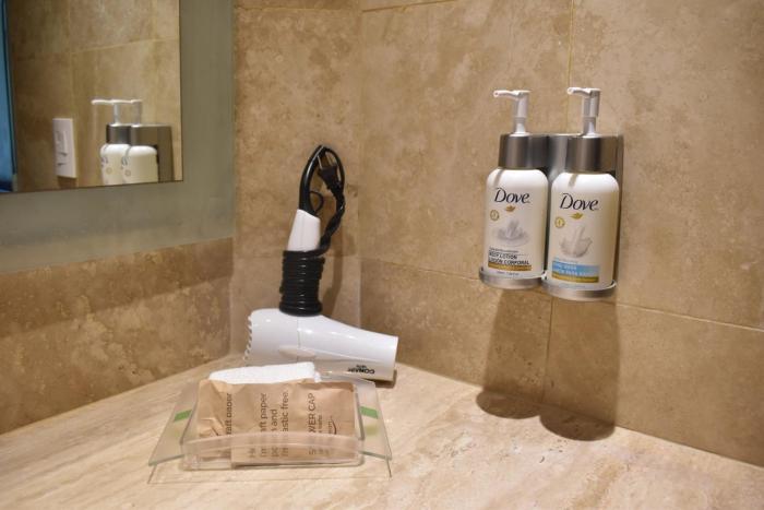 holiday inn select guadalajara by ihg