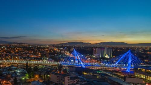 holiday inn select guadalajara by ihg