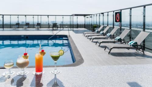holiday inn select guadalajara by ihg