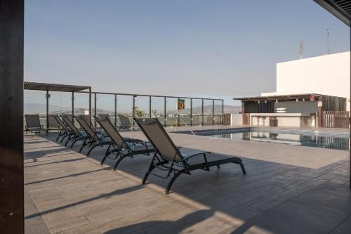 holiday inn select guadalajara by ihg