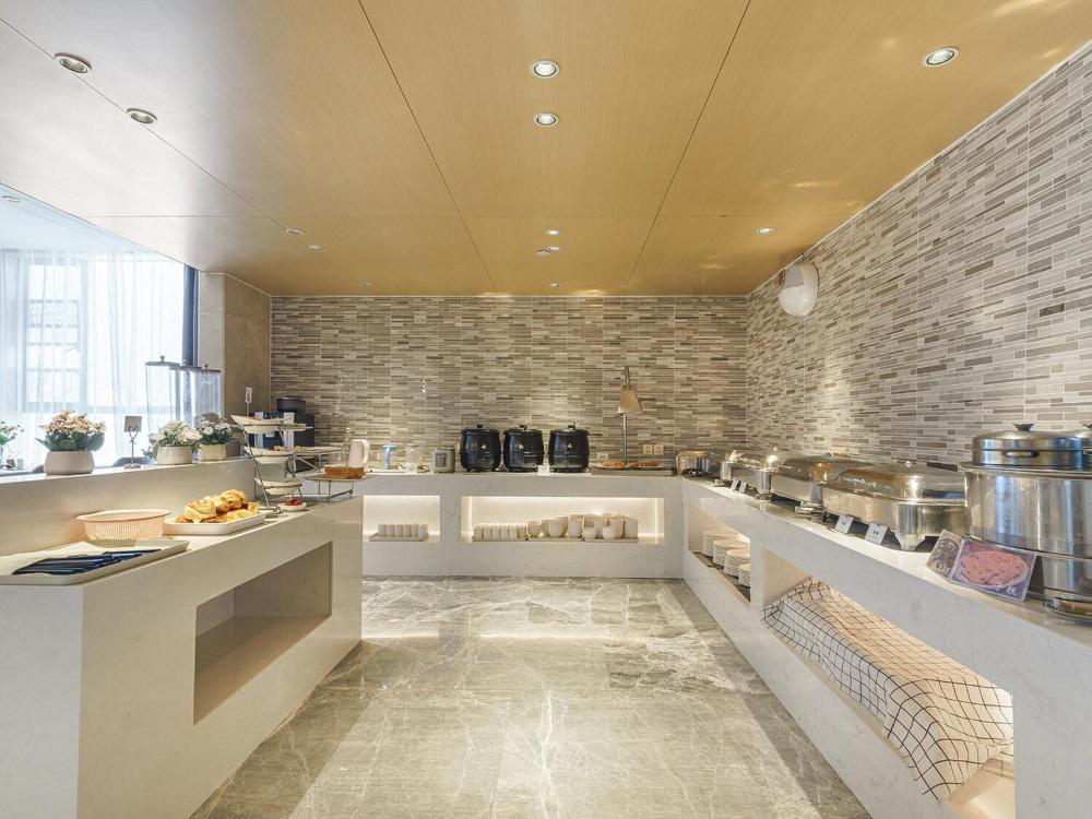lavande hotel wuyuan cultural square rulin road