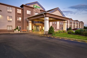 holiday inn express newport north middletown by ihg