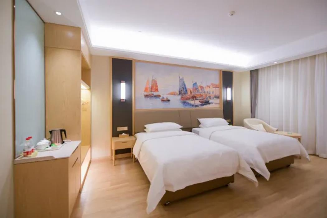 vienna international hotel causeway bay plaza honggutan center nanchang