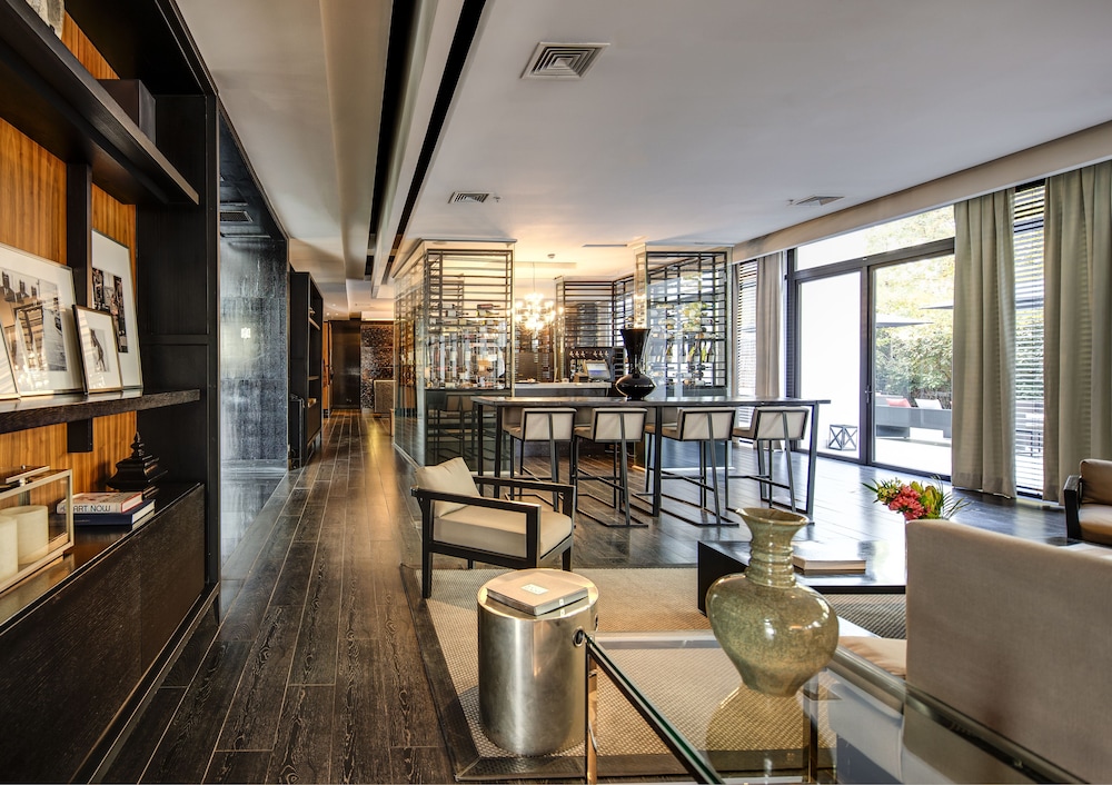 Wyndham Santiago Pettra,,5 star