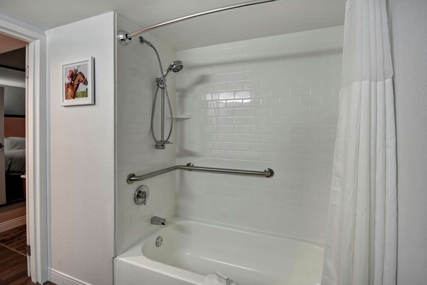 hampton inn i 75 lexington hamburg area