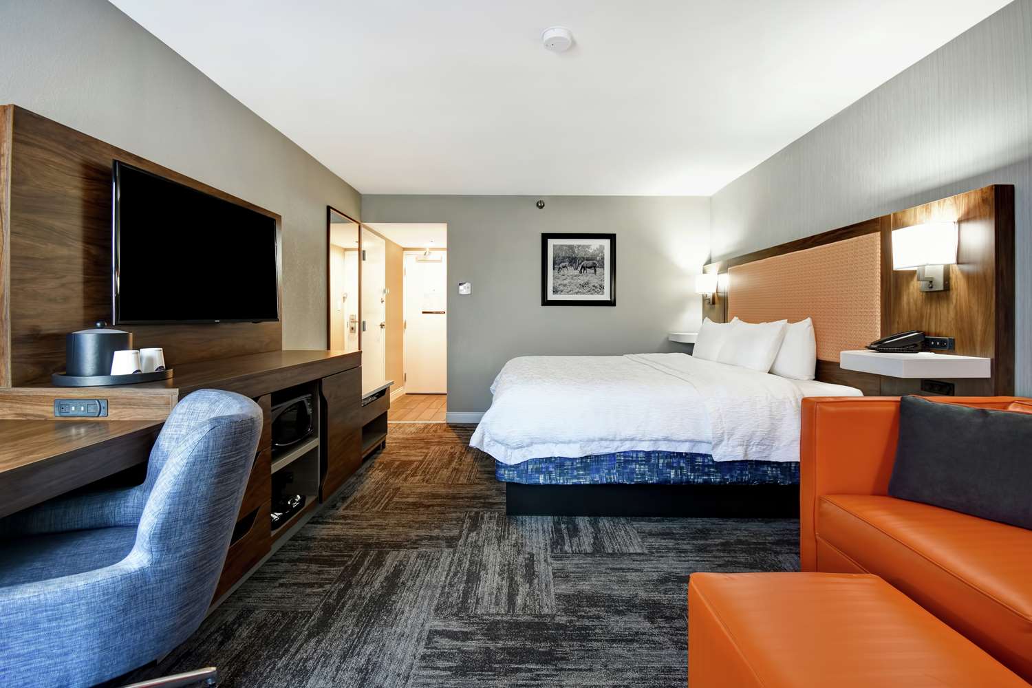 hampton inn i 75 lexington hamburg area