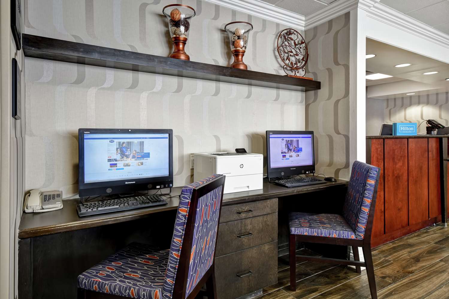 hampton inn i 75 lexington hamburg area