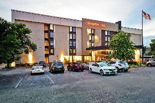 hampton inn i 75 lexington hamburg area