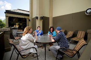 hampton inn i 75 lexington hamburg area
