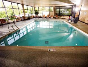 hampton inn i 75 lexington hamburg area