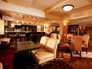 hampton inn i 75 lexington hamburg area