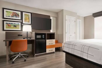 la quinta inn lexington horse park