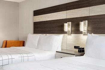 la quinta inn lexington horse park