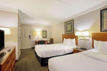 la quinta inn lexington horse park