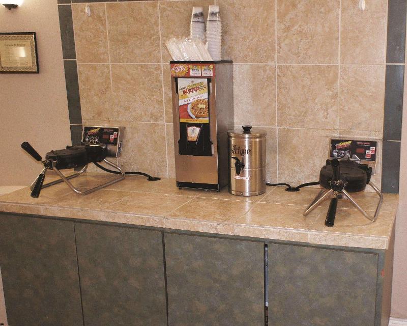 la quinta inn lexington horse park