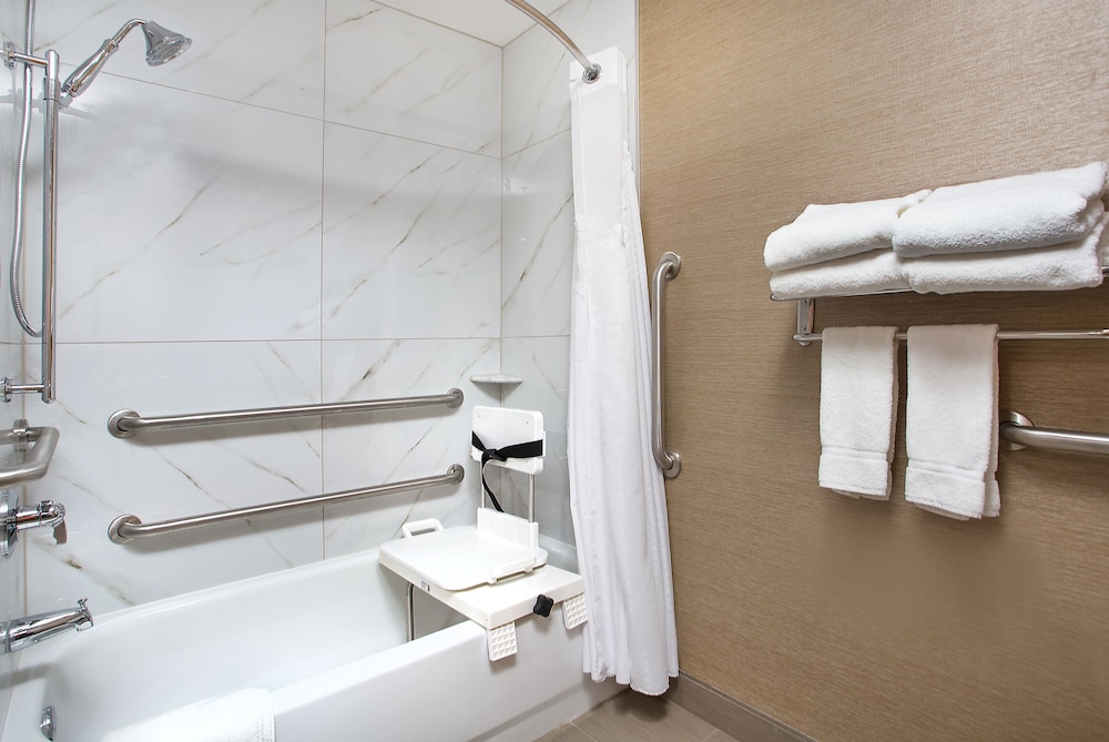 holiday inn express berea by ihg